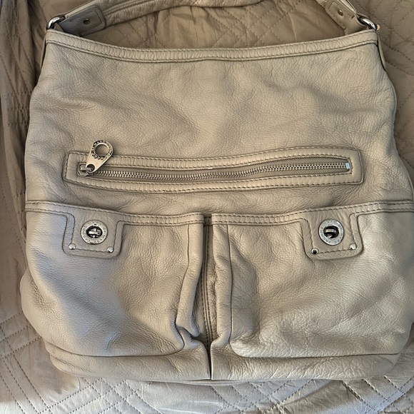 Marc Jacob’s Beige Leather hobo Shoulder Bag - Picture 4 of 15